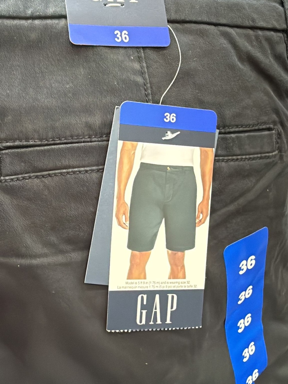 GAP Men's Black Flat Front Chino Shorts